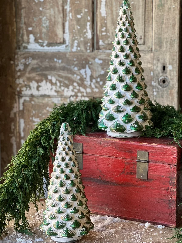 Gleaming Yule Tree | 19"