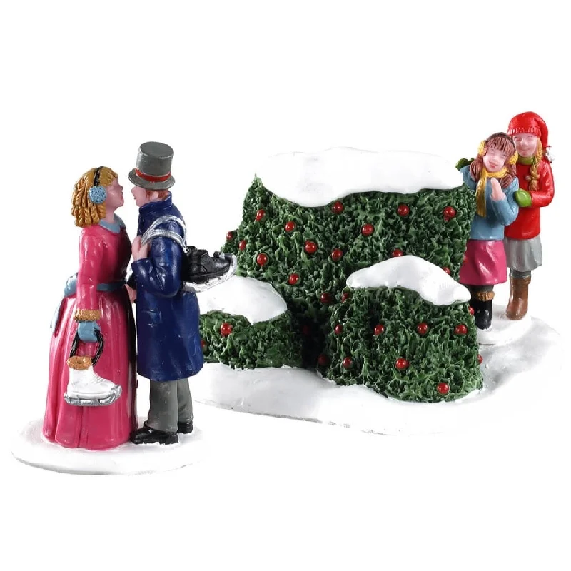 Lemax Caddington Village Table Piece: Skating Romance, Set of 2 #03525