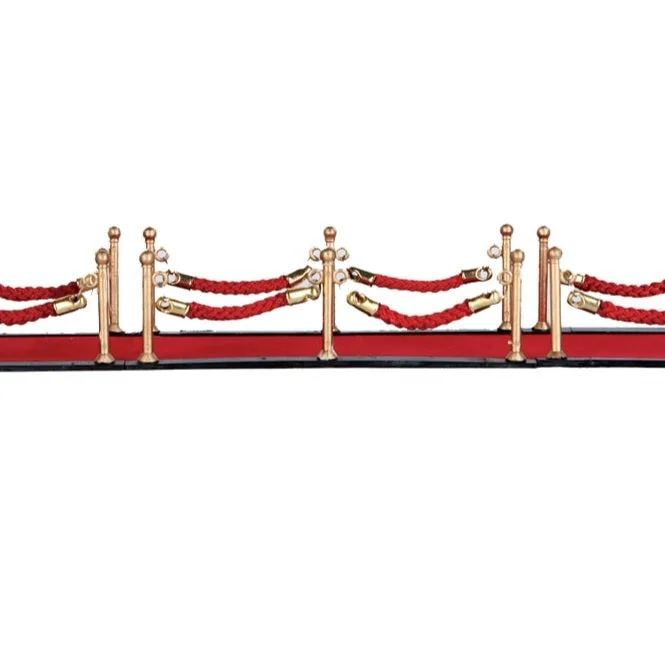 Lemax Caddington Village Accessory: Red Carpet, Set of 7 #64070