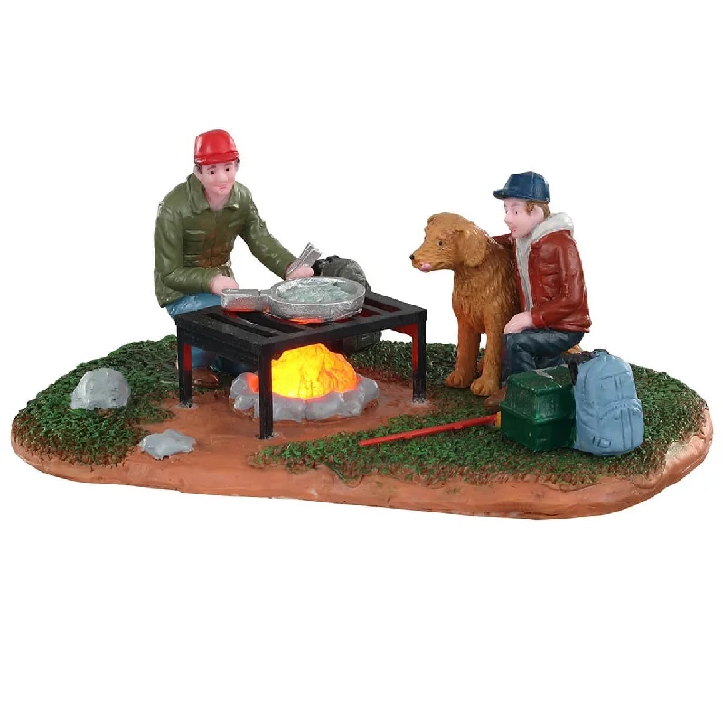 Lemax Plymouth Corners Table Piece: Fish Fry with Dad #04729