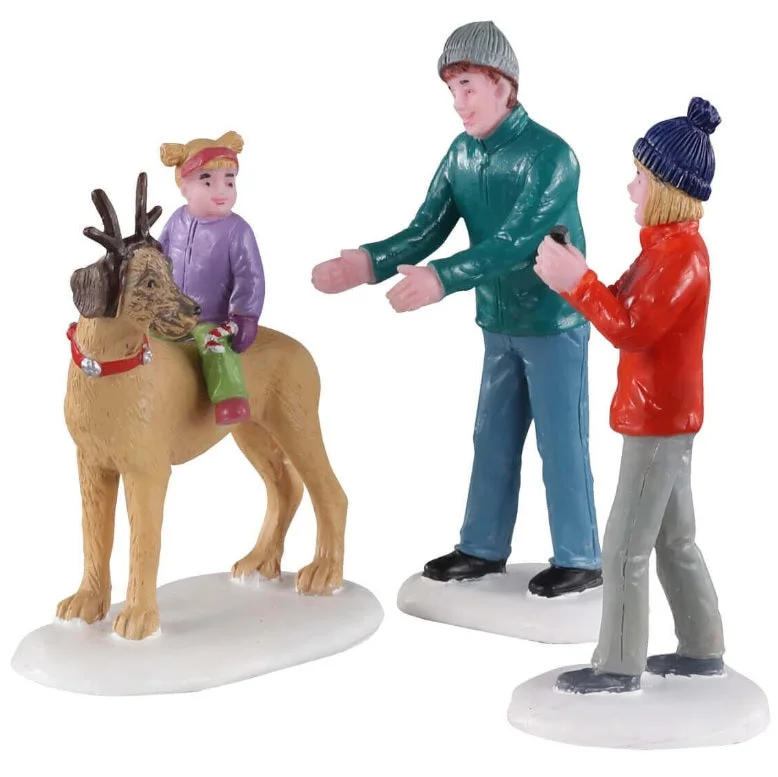 Lemax Vail Village Figurines: Rover Plays Rudolph, Set of 3 #02923