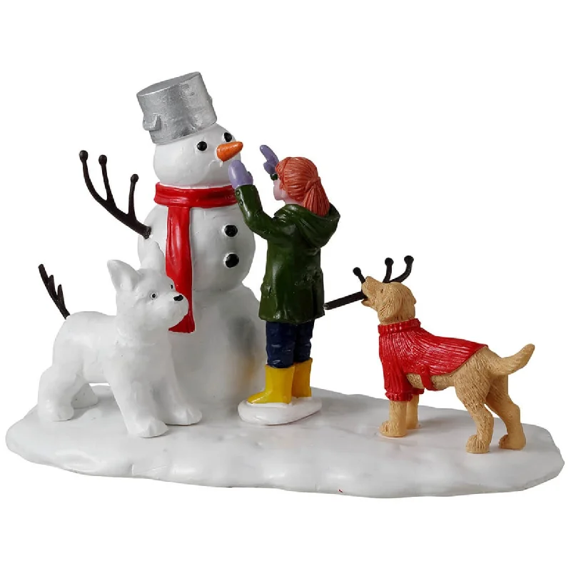 Lemax Vail Village Table Piece: Doggone Winter Fun #33634